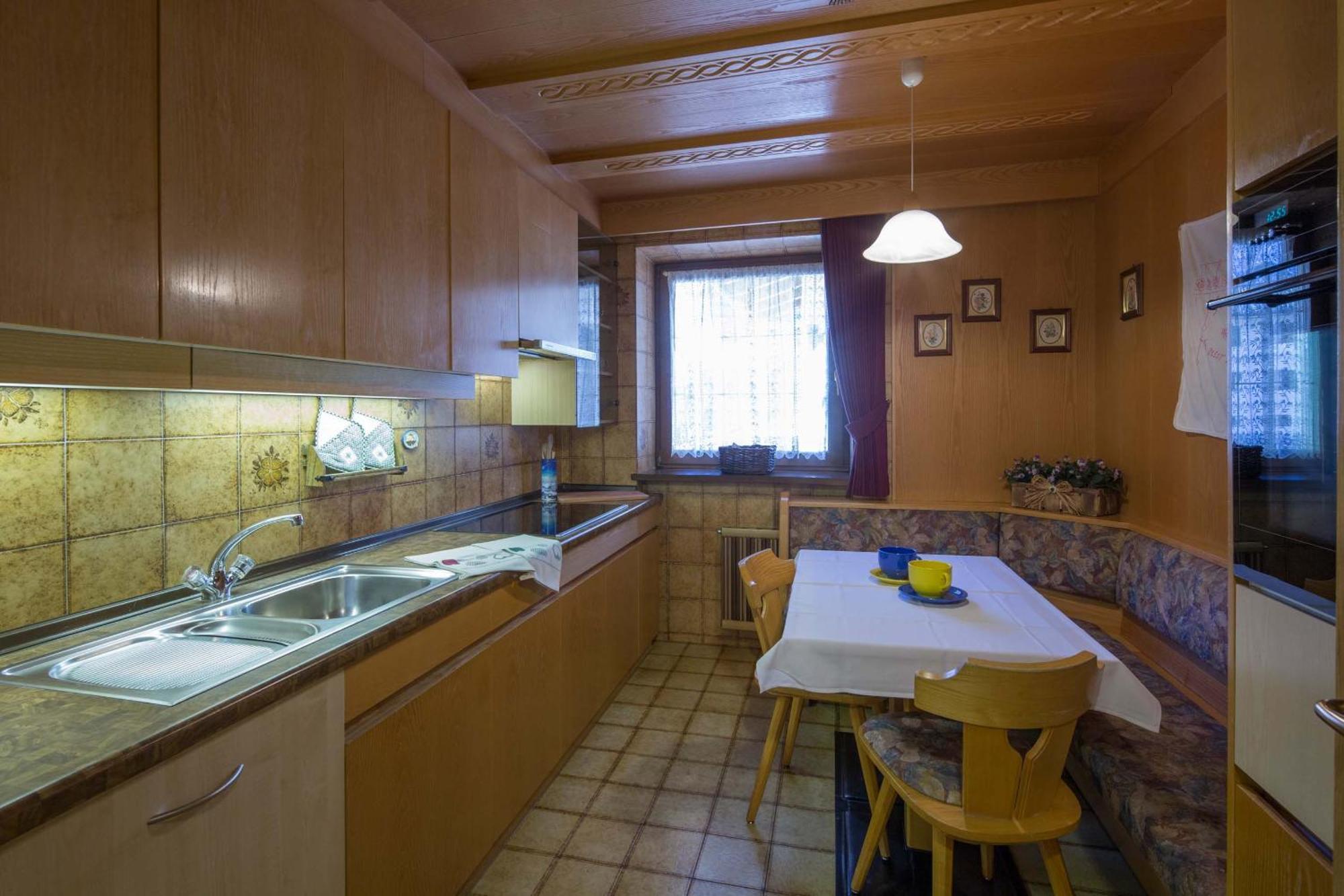 Alpin Apartments Colfosco Szoba fotó