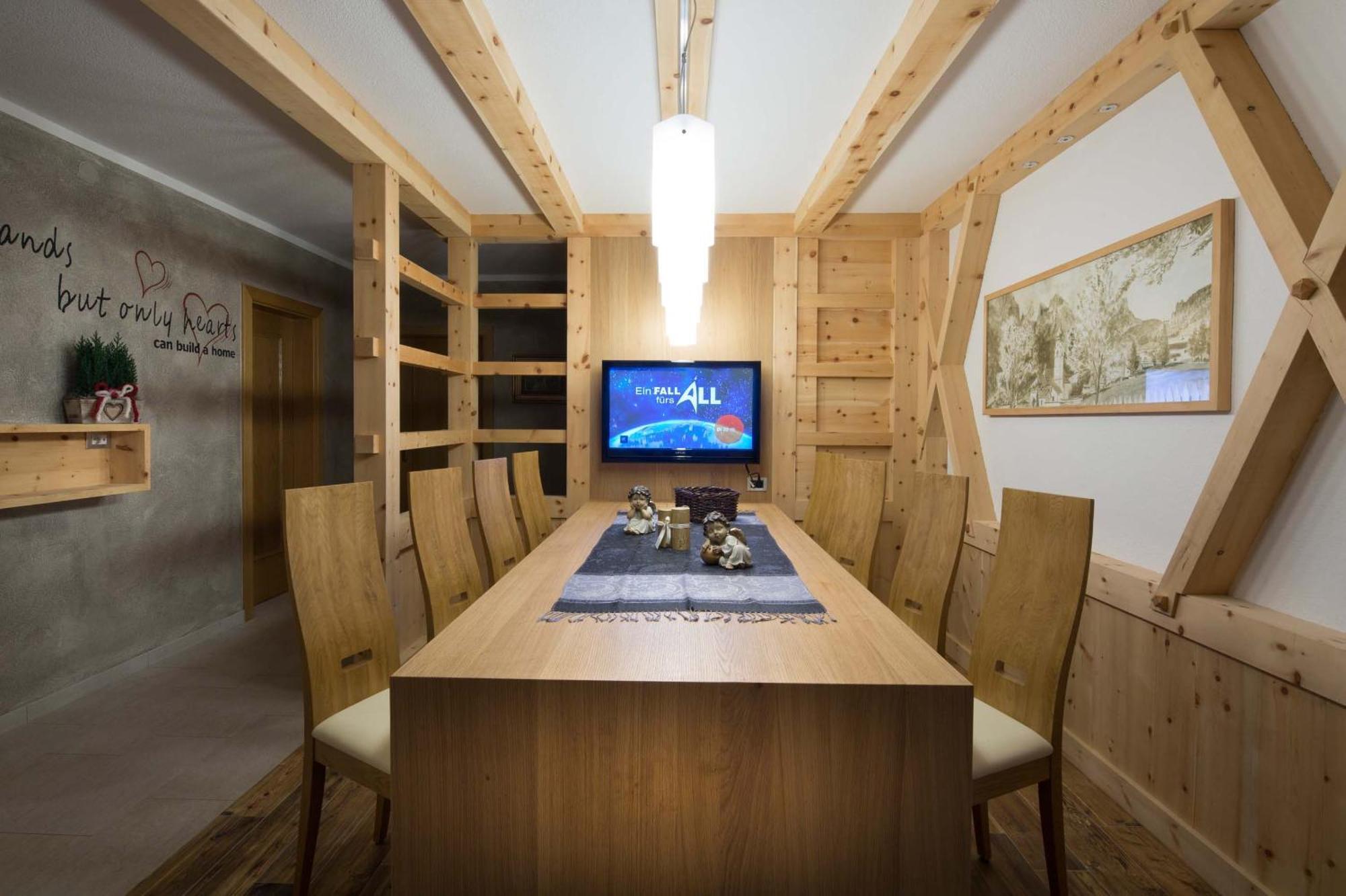 Alpin Apartments Colfosco Szoba fotó